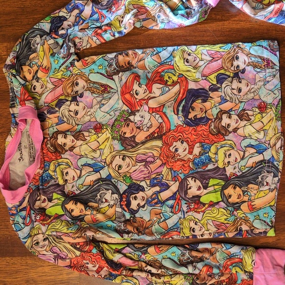 Showstoppers Bamboo Pajama Set Disney Princesses Pixar Size 2T GUC - Picture 2 of 7